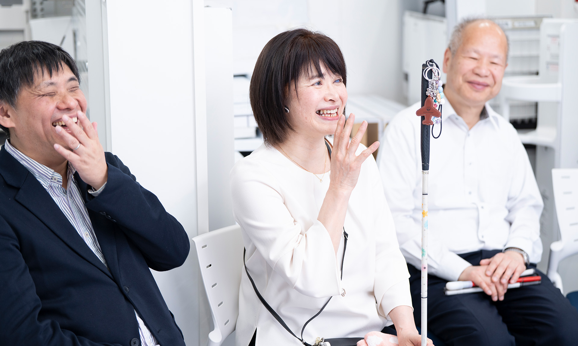 笑顔で話す大河内さん、西島さん、長岡さん